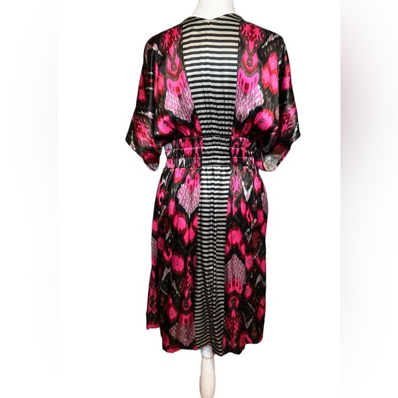 Plenty by Tracey Reese Pink and Silver Dress. 100% Silk. Size Small. - Picture 4 of 6